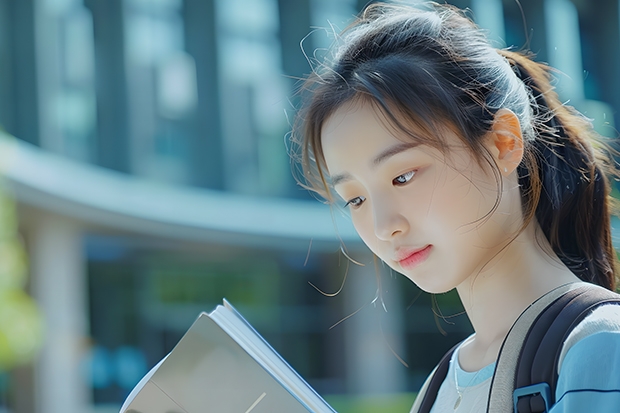 泰戈?duì)杽?chuàng)辦的那個(gè)學(xué)校叫什么??？現(xiàn)在還繼續(xù)教育嗎？