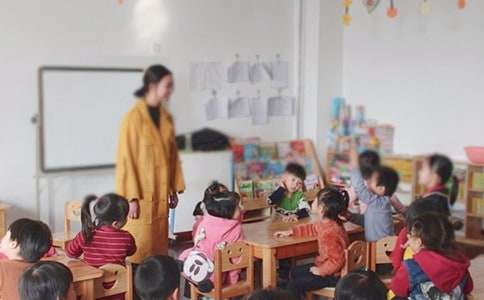 秋季幼兒園小班學(xué)期工作計劃