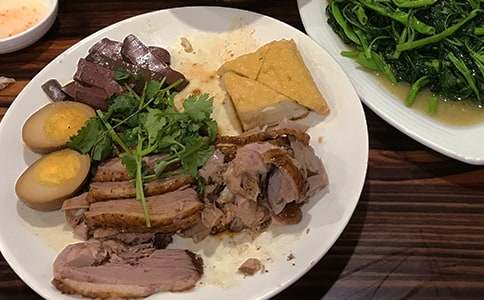 餐飲服務(wù)離職申請(qǐng)書（精選13篇）