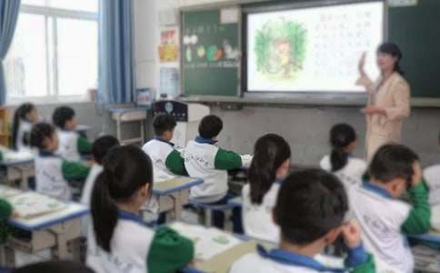 《開學(xué)第一課》的小學(xué)觀后感600字（通用38篇）