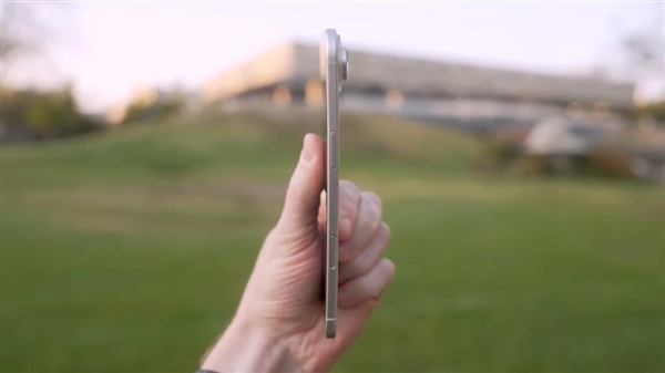 曝iPhone 17 Air僅重146g！夢回iPhone 6s時代