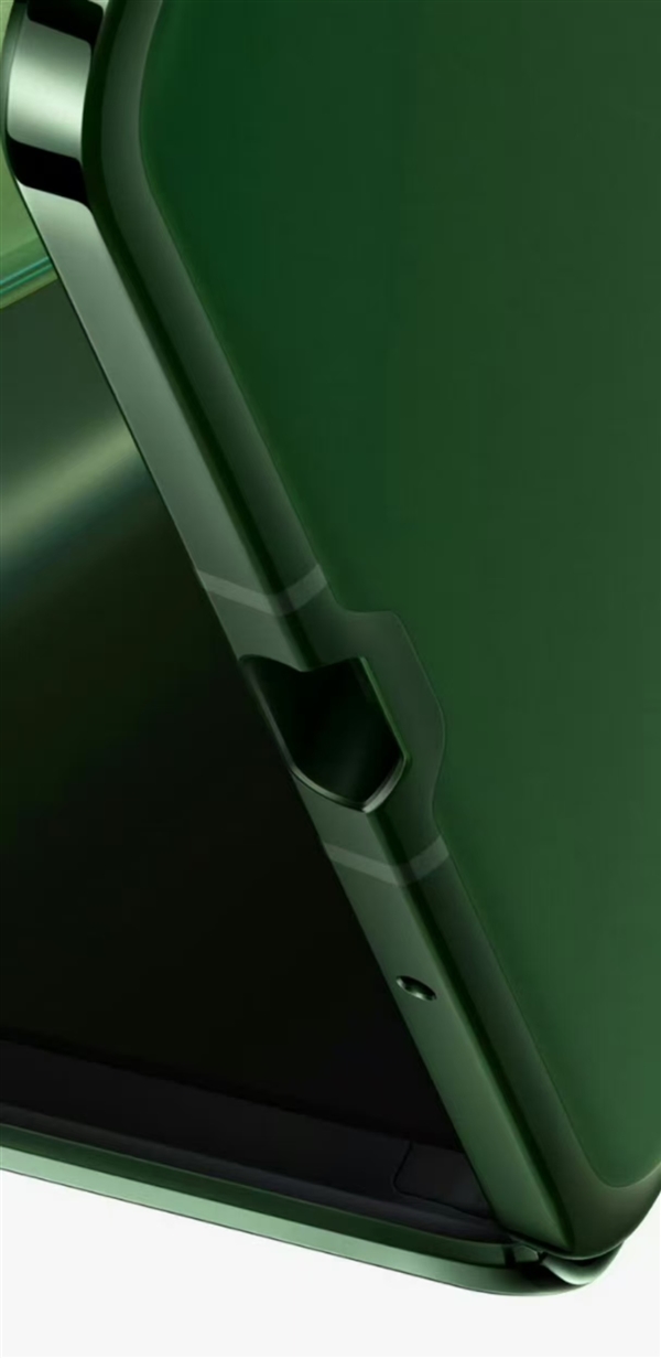 驚艷大折疊！vivo X Fold5過于輕薄：連完整C口都塞不下了