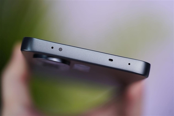OPPO首款內(nèi)置風(fēng)扇手機(jī)！OPPO K13 Turbo Pro圖賞